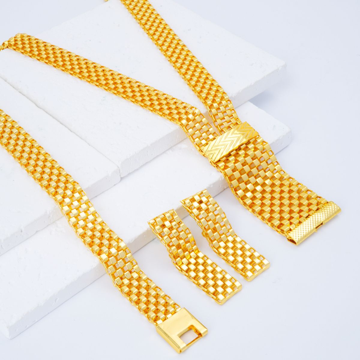 Yeni İngiltere 24K Altın Kapla - Women Fashion Uk incelemesi ve fiyatı